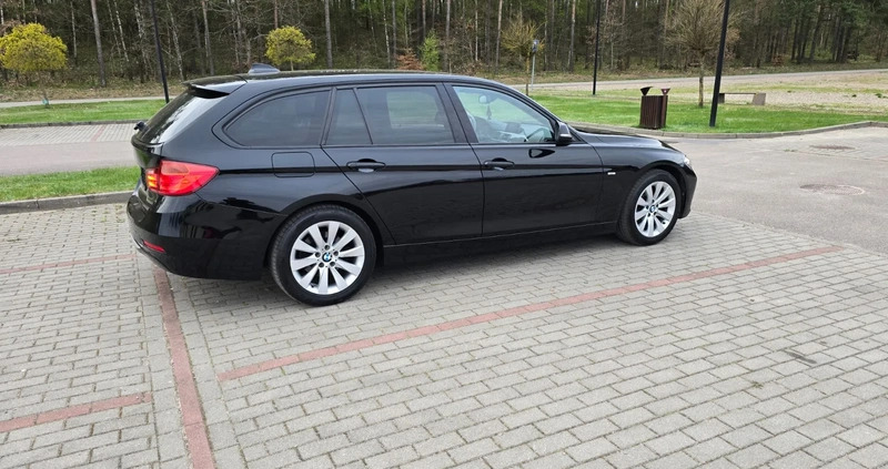 BMW Seria 3 cena 37900 przebieg: 240000, rok produkcji 2013 z Hajnówka małe 172